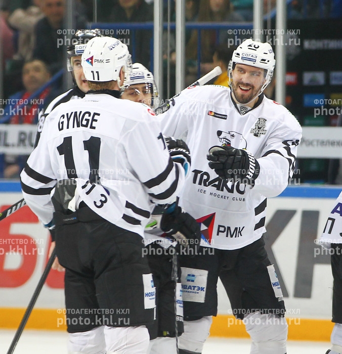 Photo hockey KHL : Dernière accélération - KHL - Kontinental Hockey League