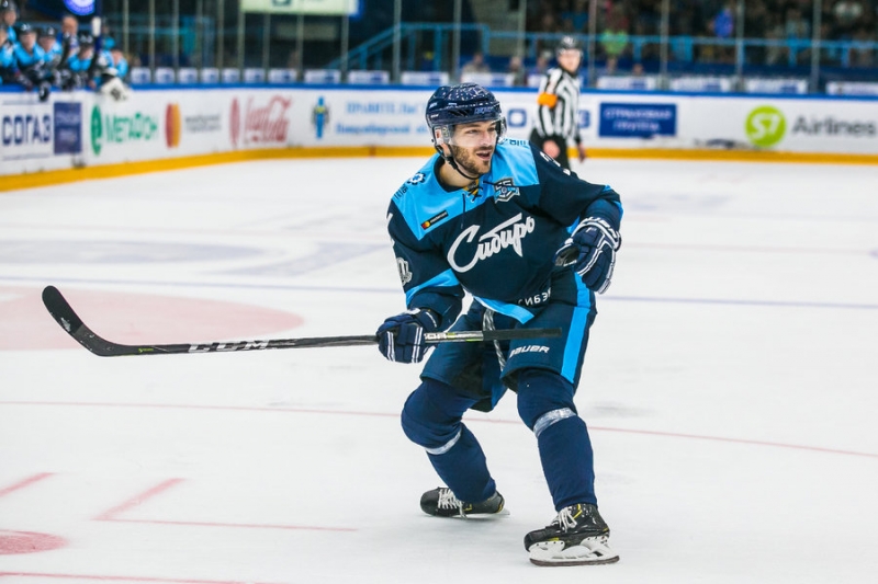 Photo hockey KHL : Deuxième but pour Bertrand - KHL - Kontinental Hockey League