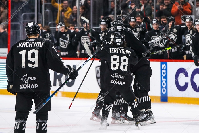 Photo hockey KHL : Devant pour la première fois - KHL - Kontinental Hockey League
