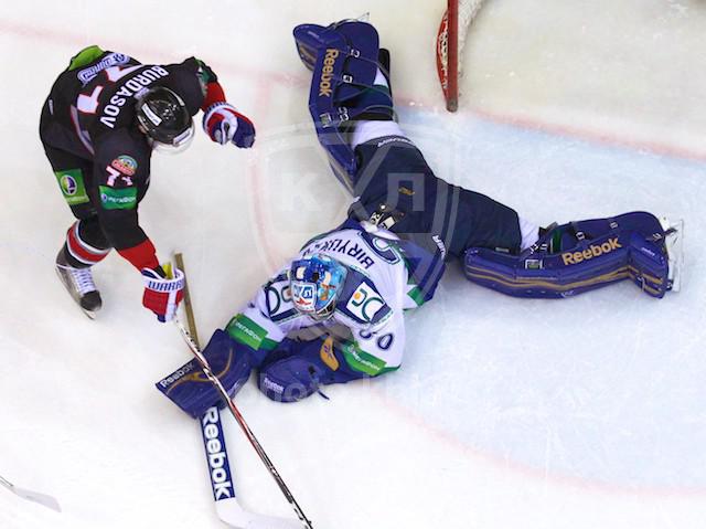 Photo hockey KHL : Egalisations en chaîne - KHL - Kontinental Hockey League