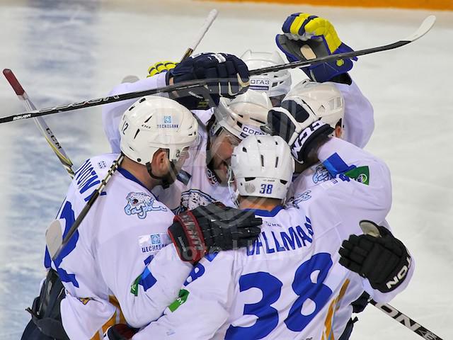Photo hockey KHL : Egalisations en chaîne - KHL - Kontinental Hockey League