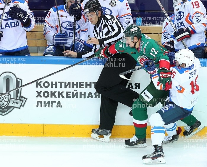 Photo hockey KHL : La panthère chef de meute - KHL - Kontinental Hockey League