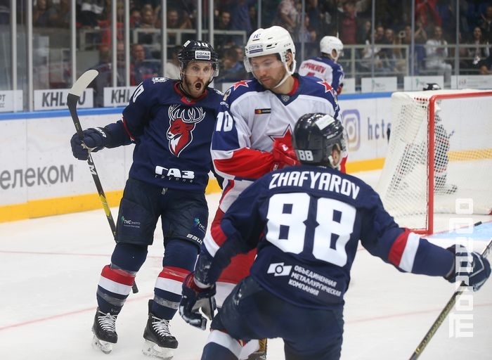 Photo hockey KHL : Le Cerf relève la tête - KHL - Kontinental Hockey League