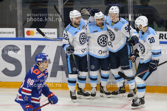 Photo hockey KHL : Le froid débute tôt - KHL - Kontinental Hockey League