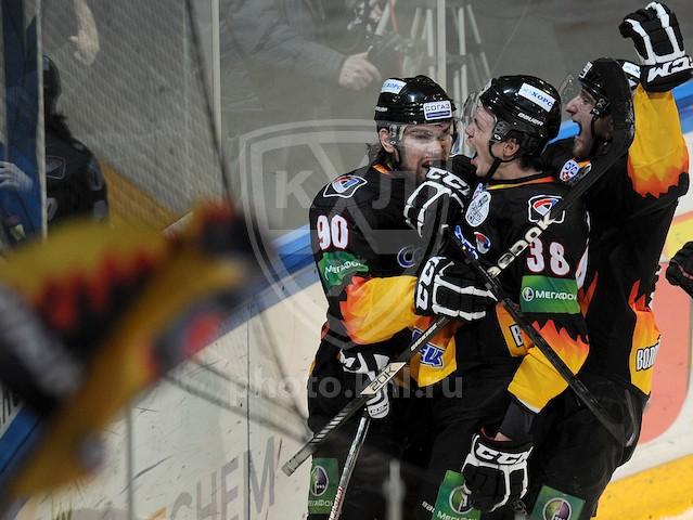 Photo hockey KHL : Le Lokomotiv déraille - KHL - Kontinental Hockey League