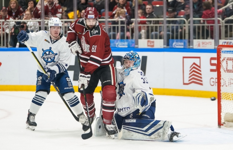 Photo hockey KHL : Le navire accélère - KHL - Kontinental Hockey League