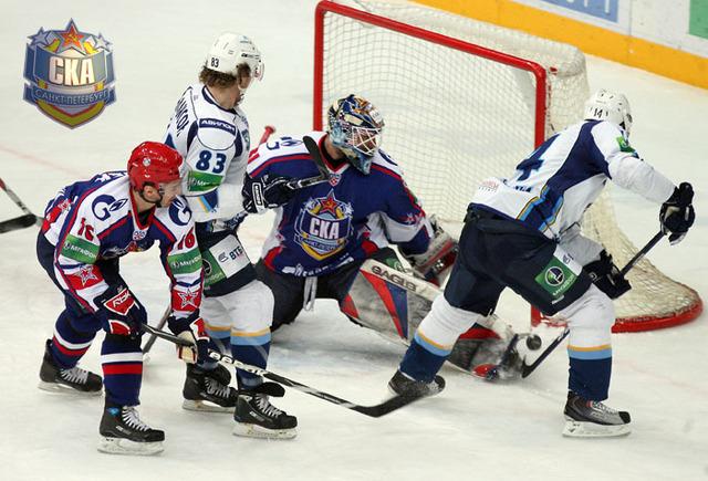 Photo hockey KHL : Le rouleau-compresseur - KHL - Kontinental Hockey League