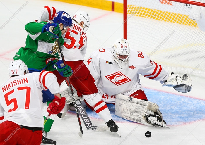 Photo hockey KHL : Les invincibles résistent - KHL - Kontinental Hockey League