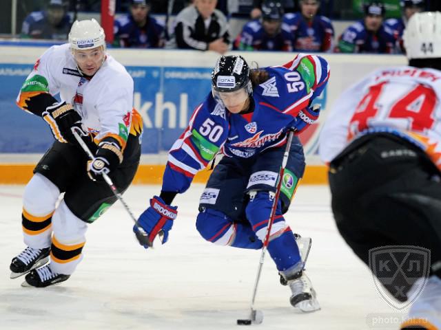 Photo hockey KHL : Les Métallurgistes fondent l