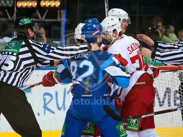 Photo hockey KHL : Reprise mitigée - KHL - Kontinental Hockey League