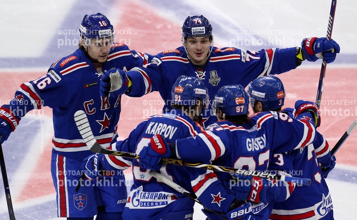 Photo hockey KHL : Revenu à hauteur - KHL - Kontinental Hockey League