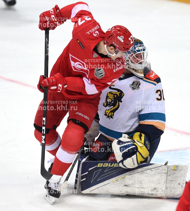 Photo hockey KHL : Serré comme jamais - KHL - Kontinental Hockey League