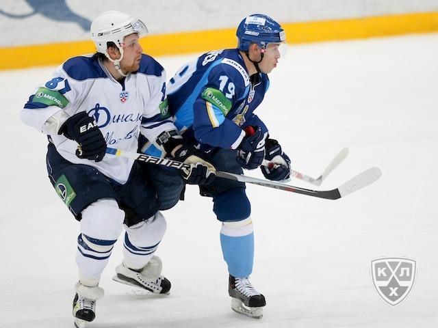 Photo hockey KHL : Stoppé en pleine course ! - KHL - Kontinental Hockey League