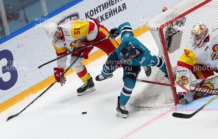 Photo hockey KHL : Tranquillité et remontée - KHL - Kontinental Hockey League