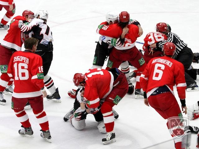 Photo hockey KHL : Un record dont on se serait passé - KHL - Kontinental Hockey League