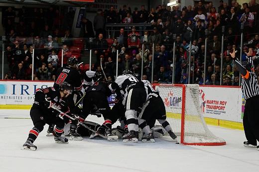 Photo hockey LHJMQ : Huskies qualifiés mais frayeur pour Lauzon - LHJMQ - Ligue de Hockey Junior Majeur du Québec ARCHIVES
