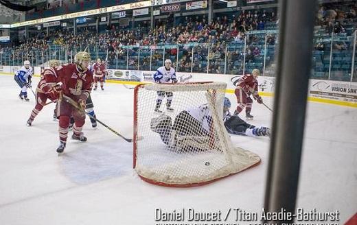 Photo hockey LHJMQ : Le Titan remonte avant les séries - LHJMQ - Ligue de Hockey Junior Majeur du Québec : Acadie-Bathurst (Le Titan)