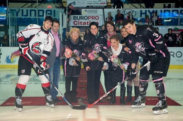 Photo hockey LHJMQ : Les Voltigeurs en rose - LHJMQ - Ligue de Hockey Junior Majeur du Québec ARCHIVES