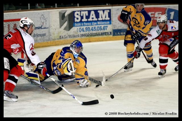 Photo hockey LM : Briançon - Chamonix avancé - Ligue Magnus
