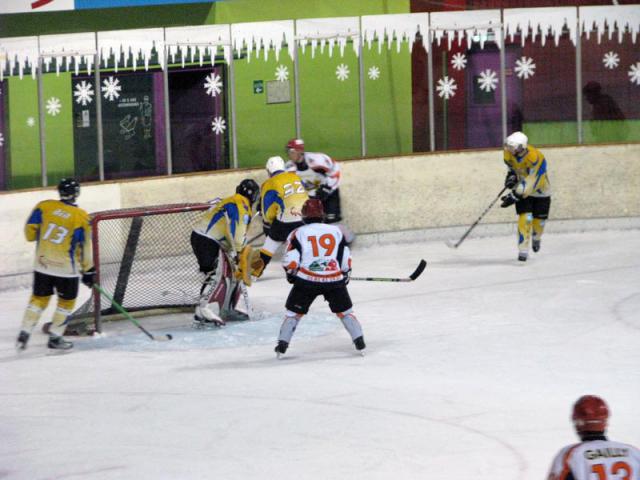 Photo hockey Loisirs : Besançon en demi-finale - Hockey Loisir : Besançon (Les Aigles)