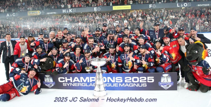 Photo hockey Magnus : 9e titre pour Grenoble - Ligue Magnus : Grenoble  (Les Brûleurs de Loups)
