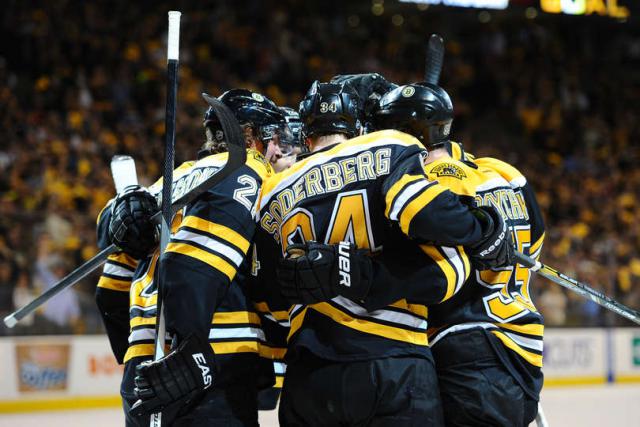 Photo hockey NHL : Boston vire en tête - NHL : National Hockey League - AHL