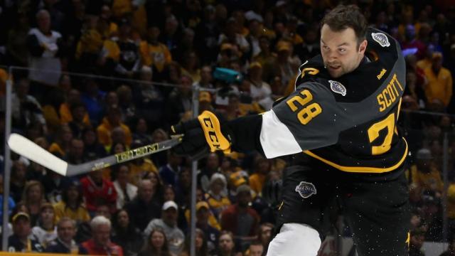 Photo hockey NHL : John Scott rappelé par le CH - NHL : National Hockey League - AHL