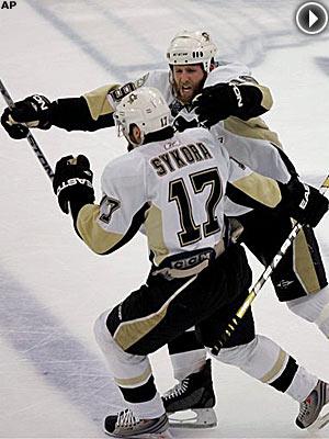 Photo hockey NHL : Pittsburgh sauve sa tête in-extremis - Hockey dans le Monde