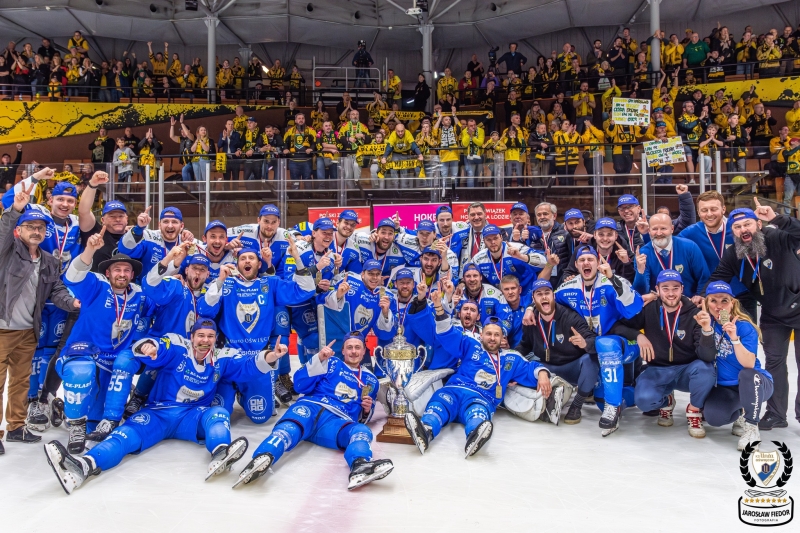 Photo hockey PHL : Oświęcim champion 20 ans après ! - Hockey en Europe