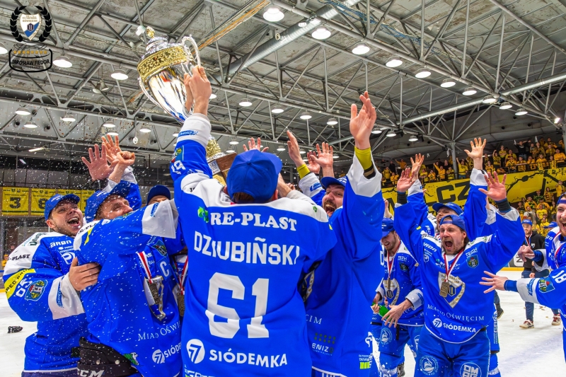 Photo hockey PHL : Oświęcim champion 20 ans après ! - Hockey en Europe