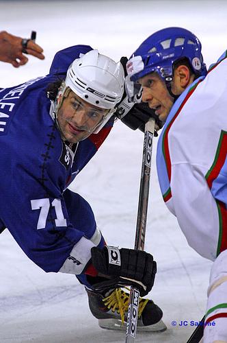 Photo hockey Sébastien Bordeleau blessé - Hockey en Europe