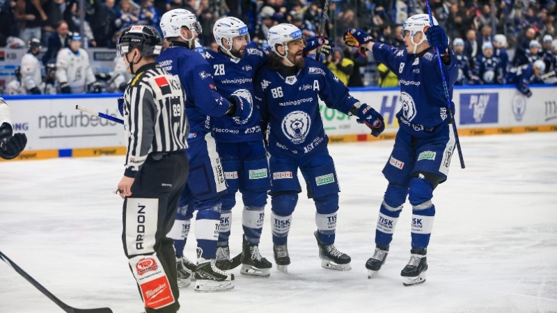 Photo hockey TELH : Ciel brillant - TELH - Tipsport Extraliga Ledního Hokeje
