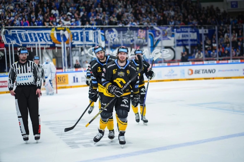 Photo hockey TELH : Deux de suite - TELH - Tipsport Extraliga Ledního Hokeje