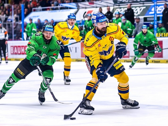 Photo hockey TELH : En forme pour la nouvelle année - TELH - Tipsport Extraliga Ledního Hokeje