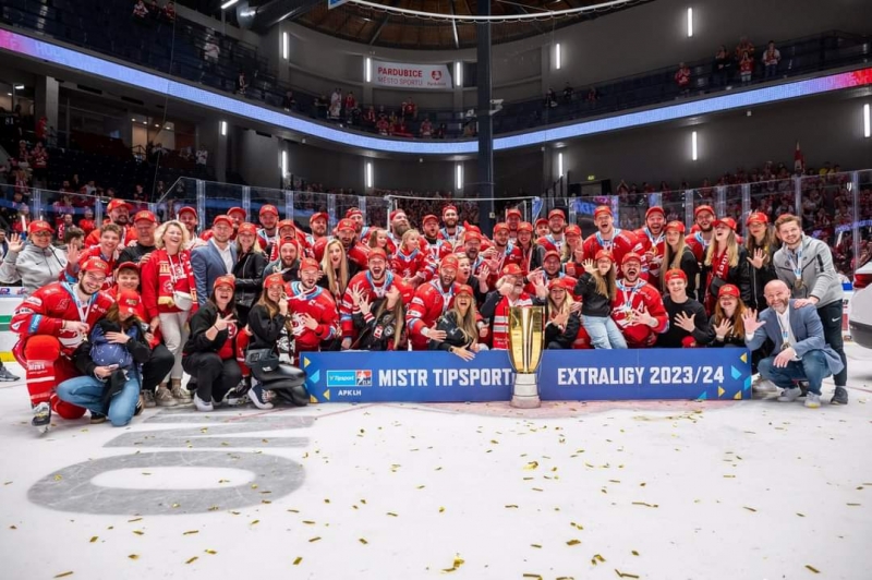 Photo hockey TELH : La dynastie se poursuit encore - TELH - Tipsport Extraliga Ledního Hokeje
