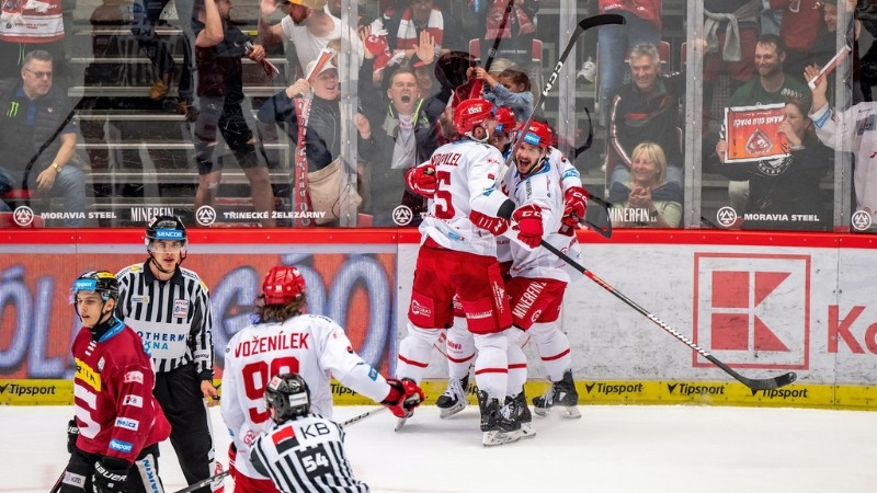 Photo hockey TELH : Le dragon n