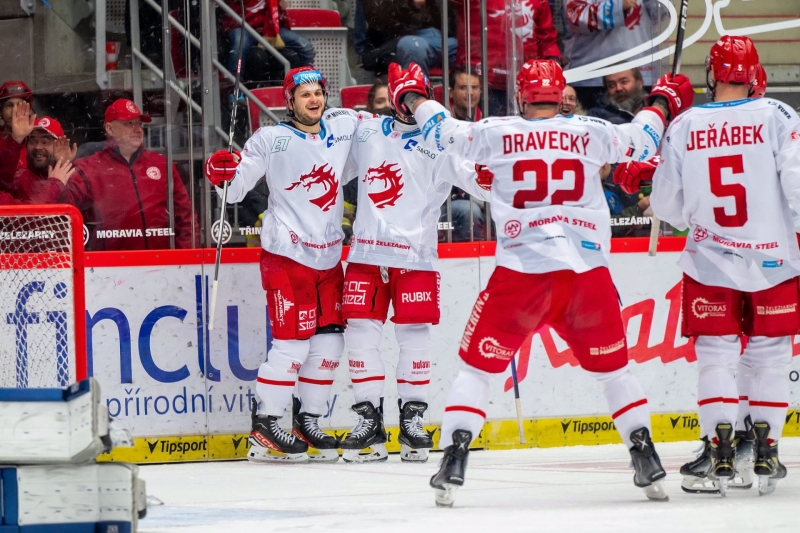 Photo hockey TELH : Les favoris assurent - TELH - Tipsport Extraliga Ledního Hokeje