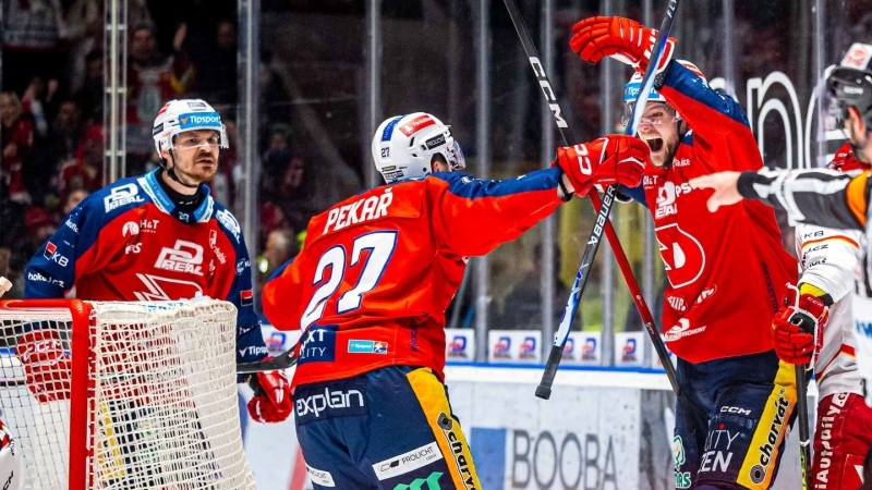 Photo hockey TELH : Les locaux triomphent - TELH - Tipsport Extraliga Ledního Hokeje