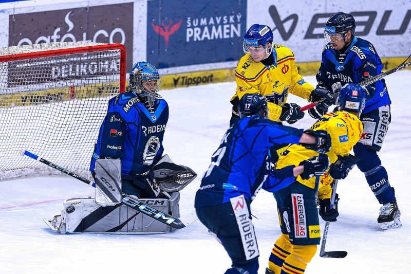 Photo hockey TELH : Un match renversant et un drame - TELH - Tipsport Extraliga Ledního Hokeje