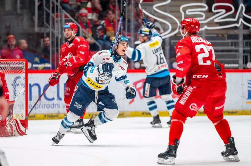 Photo hockey TELH : Un match renversant et un drame - TELH - Tipsport Extraliga Ledního Hokeje