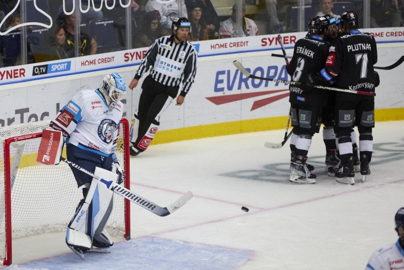 Photo hockey TELH : Un seul rebondit - TELH - Tipsport Extraliga Ledního Hokeje