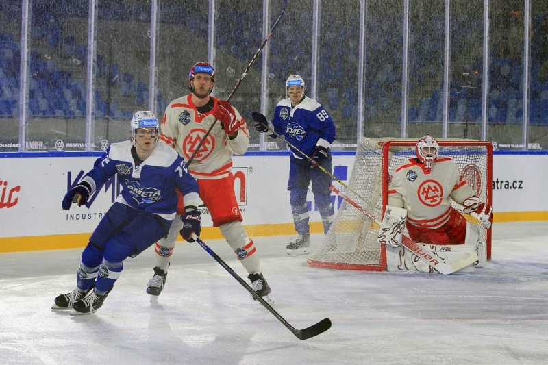 Photo hockey TELH : Winter Game et rédemption - TELH - Tipsport Extraliga Ledního Hokeje