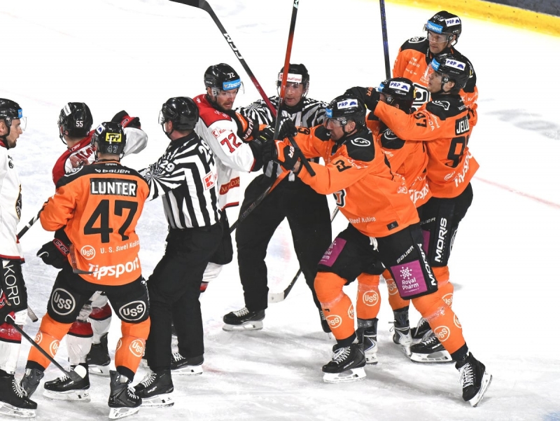 Photo hockey Tipsport Liga : Inversé - Tipsport Liga