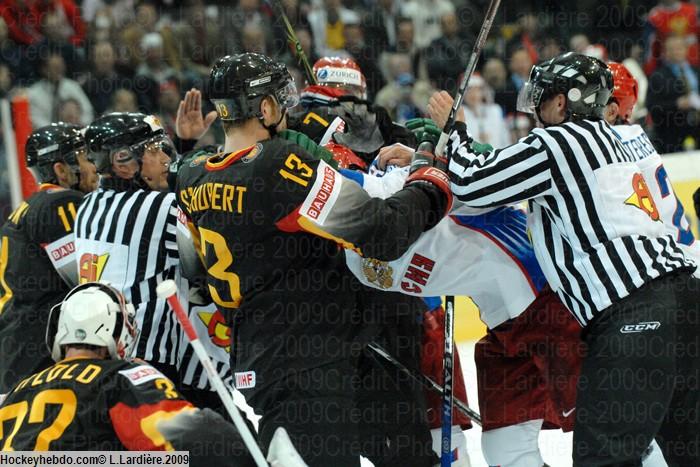 Photo hockey album CM Berne 2009- Matchs de la première semaine à Berne
