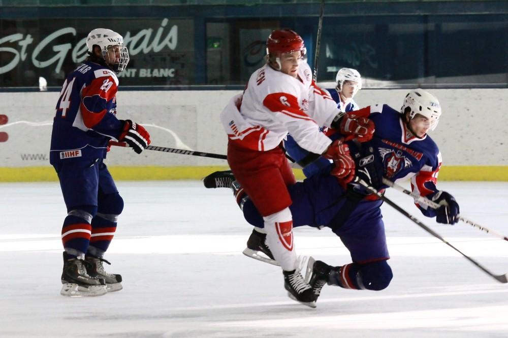 Photo hockey album CM U20  Slovénie - Danemark