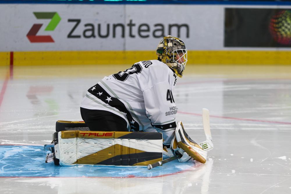 Photo hockey album Fiala's Friends Charity Game