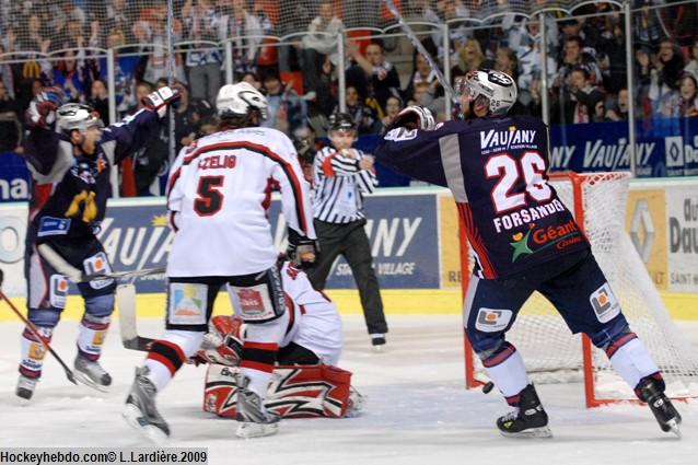 Photo hockey album Finale Coupe Magnus2008/2009:Grenoble-Briançon-(Matchs 3 et 4)