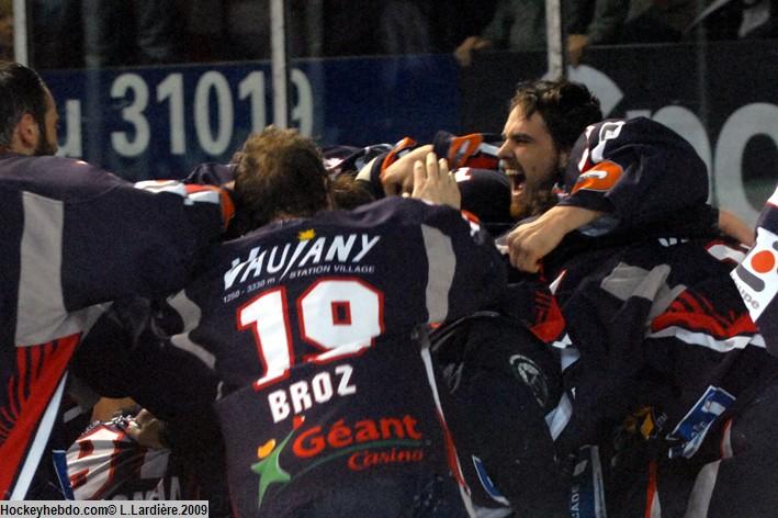 Photo hockey album Finale Coupe Magnus2008/2009:Grenoble-Briançon-(Matchs 3 et 4)