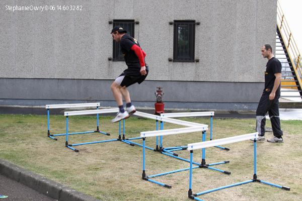 Photo hockey album Le préparateur physique sur le devant