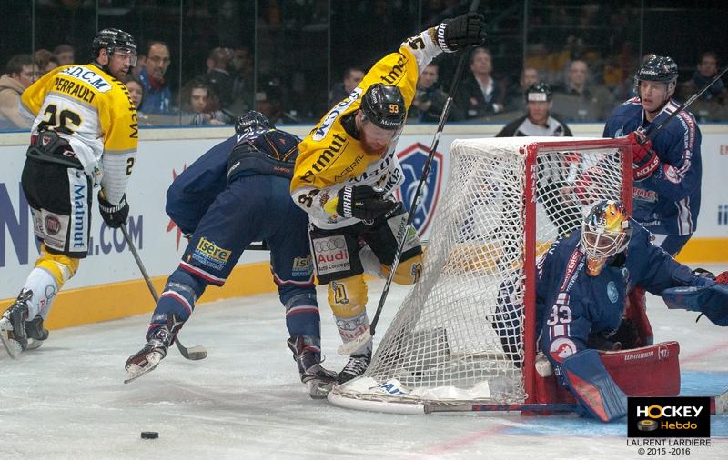 Photo hockey reportage CDF 16 Laurent Lardière
